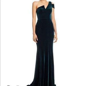 Brand new Betsy & Adam Velvet Gown